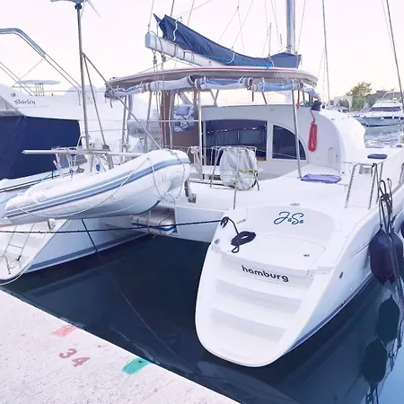 보트호텔 Catamaran Jaso 자드라보노