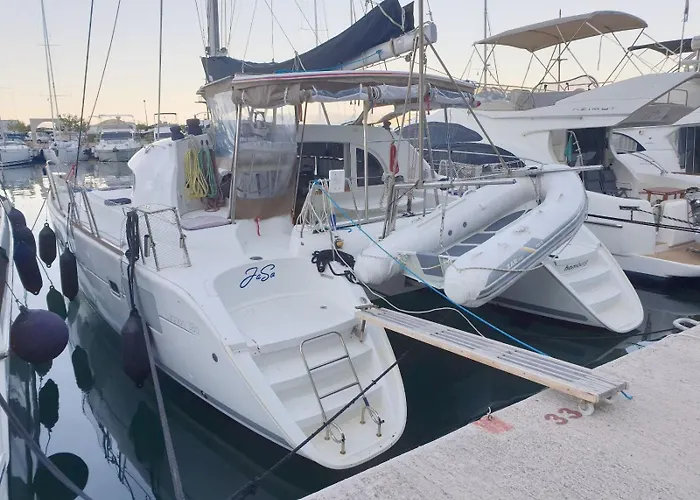 Úszó hotel Catamaran Jaso Jadranovo